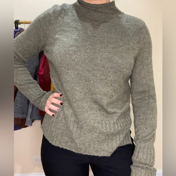 ⚡️$1 when bundled Madewell Crewneck/Turtleneck - Picture 6 of 16